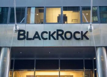 VanEck’s Digital Assets Expert Predicts $2 Billion Surge for BlackRock’s Spot Bitcoin ETF