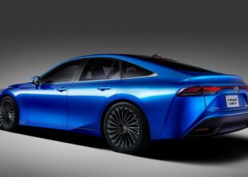 Toyota Is Offering A $40,000 Discount On Mirai FCV