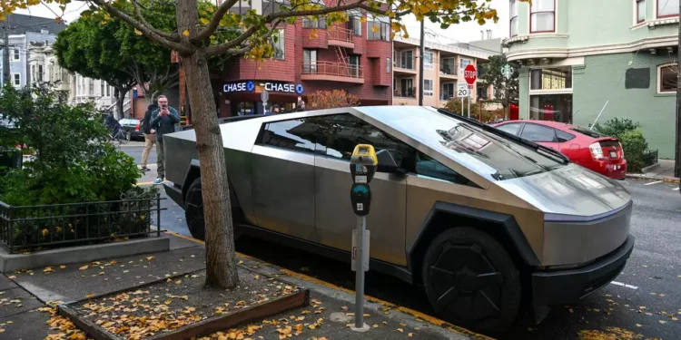 Can Tesla Overcome The Reported Cybertruck’s Rust Issues?