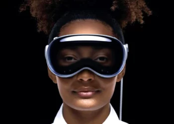 Apple Vision Pro Headset: A "Simpsons Prediction" Meme Craze Breaks Out when Reality Sets In!