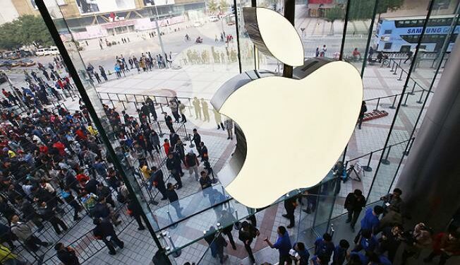 Apple Faces China Slowdown: Will iPhone Sales Suffer?