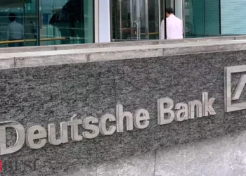 Deutsche Bank to slash 3,500 jobs and reward shareholders