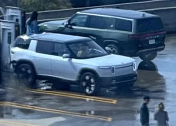 A Picture of Rivian R2 Charging Next To R1S Is Taking Internet By The Storm