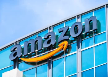 Amazon launches its AI-powered shopping assistant called Rufus