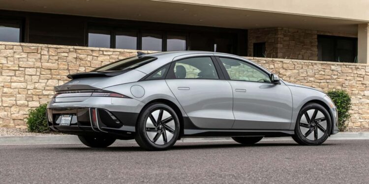 Hyundai Steals the Show: Surpasses Volkswagen for World's Second-Highest Q1 Profits