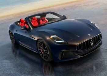 Maserati GranCabrio Debuts with Breathtaking Design and 542 HP