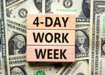 Senator Bernie Sanders Champions 32-Hour Workweek Bill