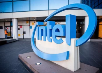 Pentagon Halts $2.5 Billion Chip Grant to Intel,