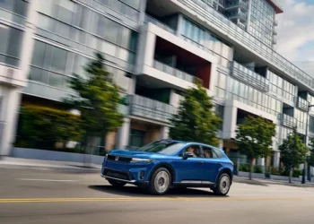 Honda's Electric SUV Hits the Road with Full US Tax Credit: Prologue Charges into EV Market
