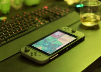 How to get to the desert in Stardew Valley
