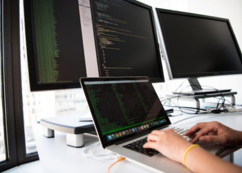 Navigating the Learning Landscape: Evaluating 365DataScience