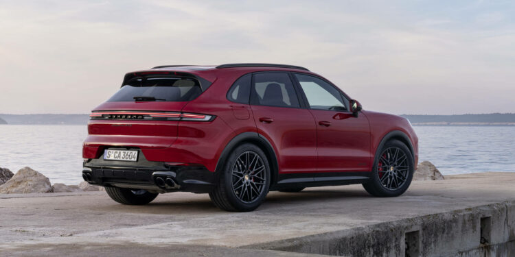 2025 Porsche Cayenne GTS
