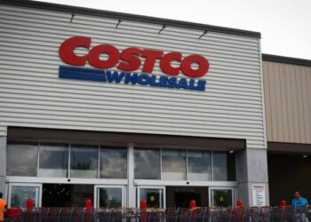 Costco's Return Policy Sparks Debate After Customer Returns 22-Year-Old TV