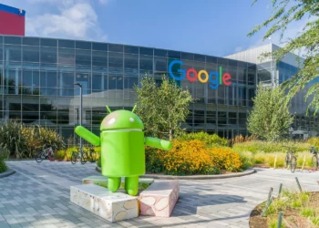 Google scraps minimum wage for suppliers