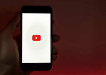 YouTube Experimenting with Ads that Play while Video is Paused