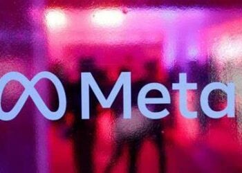 Meta's Shares Plunge on Increased AI Spending and Revenue Forecast Concerns