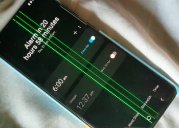 Samsung brings solution to the Green Line Issues for Users