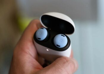 Google launching Pixel Buds Pro 2 soon? New leaks out!