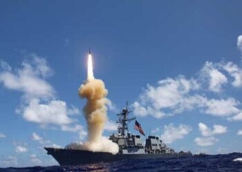 US Navy Deploys Missile Interceptor in Combat to Defend Israel from Iranian Attack