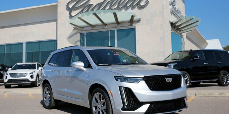 Cadillac to keep up with Gas cars past 20230