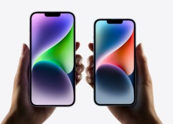 Apple iPhone 14 Plus and iPhone 14 on SALE - Which should you buy?