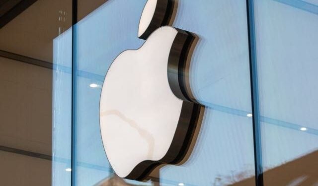 Apple staff could go on strike at the first US store to unionize