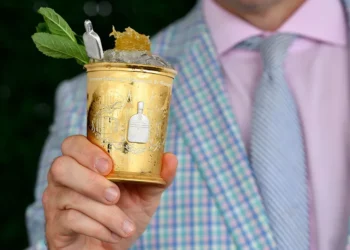 How To Make a Mint Julep Kentucky Derby