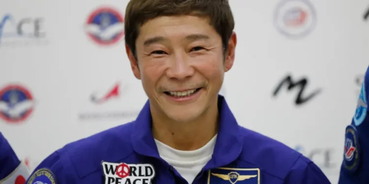 Japanese billionaire Maezawa cancels moon flyby mission