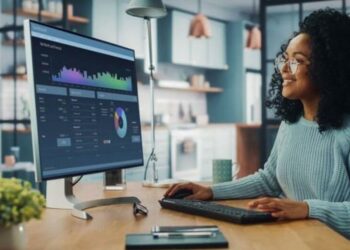 ChatGPT-4 Rivals Human Financial Analysts: Is AI Poised to Shake Up Stock Market Predictions?