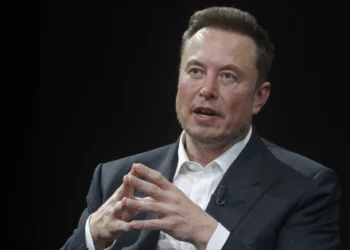 Musk Criticizes Apple Over OpenAI Partnership: Security and Control Concerns