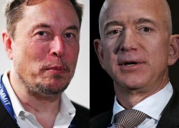 Billionaires’ Space Race: Blue Origin Challenges SpaceX Over Environmental Impact