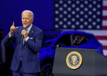 Biden Allocates $4.3 Billion to States for EV Chargers, Heat Pumps, and Green Tech Initiatives