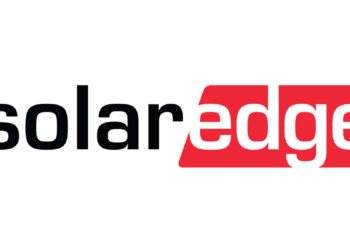 Israel’s SolarEdge Plans Layoffs as Financial Troubles Mount