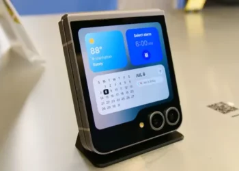 Samsung Galaxy Z Flip 6