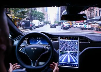 WSJ Links Tesla Autopilot Crashes to dependency on Camera-Based Vision System