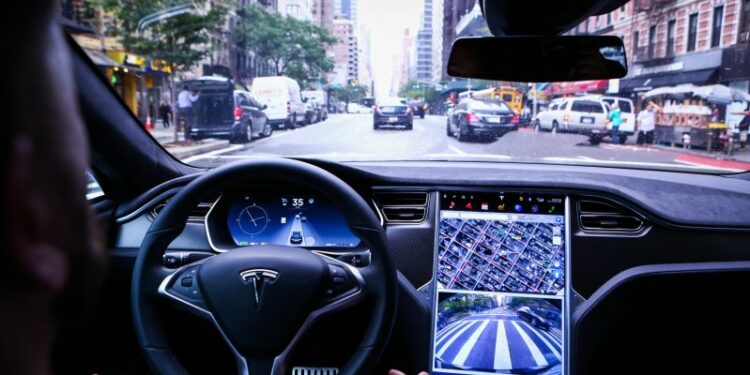 WSJ Links Tesla Autopilot Crashes to dependency on Camera-Based Vision System