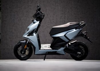 Simple Energy Secures $20 Million in Funding to Boost EV Production