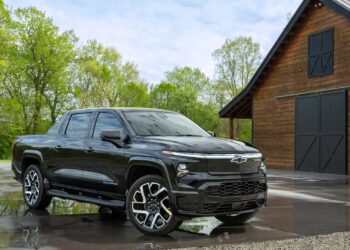 Using Google Maps in Our Chevy Silverado Will Now Cost $300 a Year