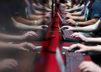 Report: Chinese hackers breach into US, Indian Internet companies, Chinese govt denies claims