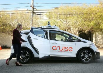 GM's Cruise Teams Up with Uber to Launch Revolutionary Driverless Ride Services