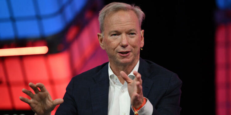 Ex-Google CEO Sparks Controversy with "Steal Now, Settle Later" Advice for AI Startups