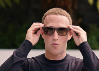 Zuckerberg Praises DeepMind CEO for Smart Google Deal