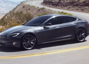 Tesla Owner Burns Down Car and House After Plugging Directly Into Power Line