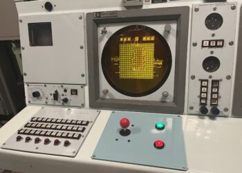 Why We Can’t Stop Playing Minesweeper: Understanding the Psychology