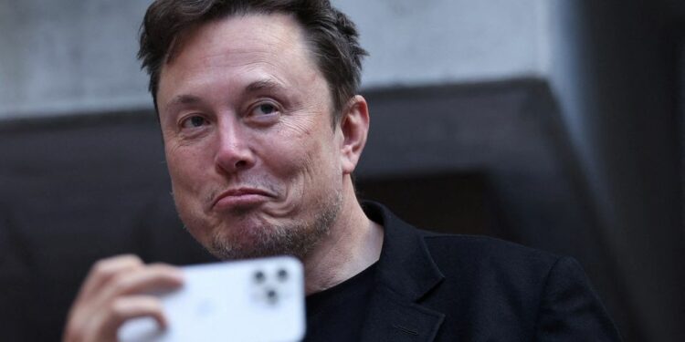 SEC Targets Elon Musk in Twitter Takeover Probe