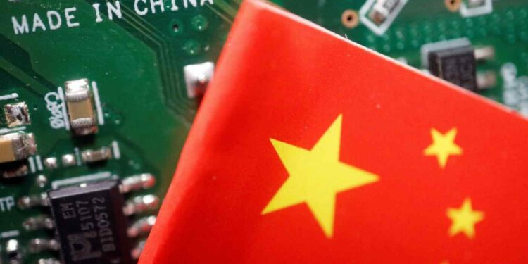 China Lagging 3 Years Behind TSMC, Teardown Shows