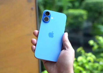 iPhone 16