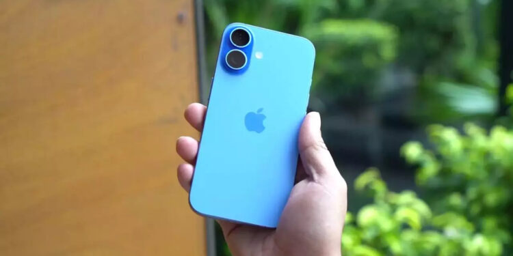 iPhone 16