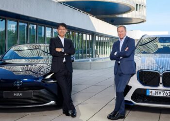 BMW and Toyota Forge Groundbreaking Partnership to Revolutionize Hydrogen-Powered Engines