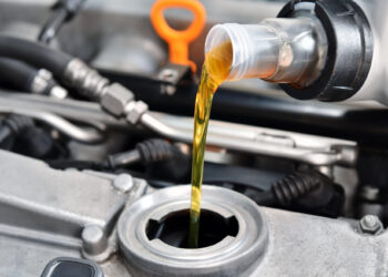 Navigating Engine Oil Trends in the Automotive Industry